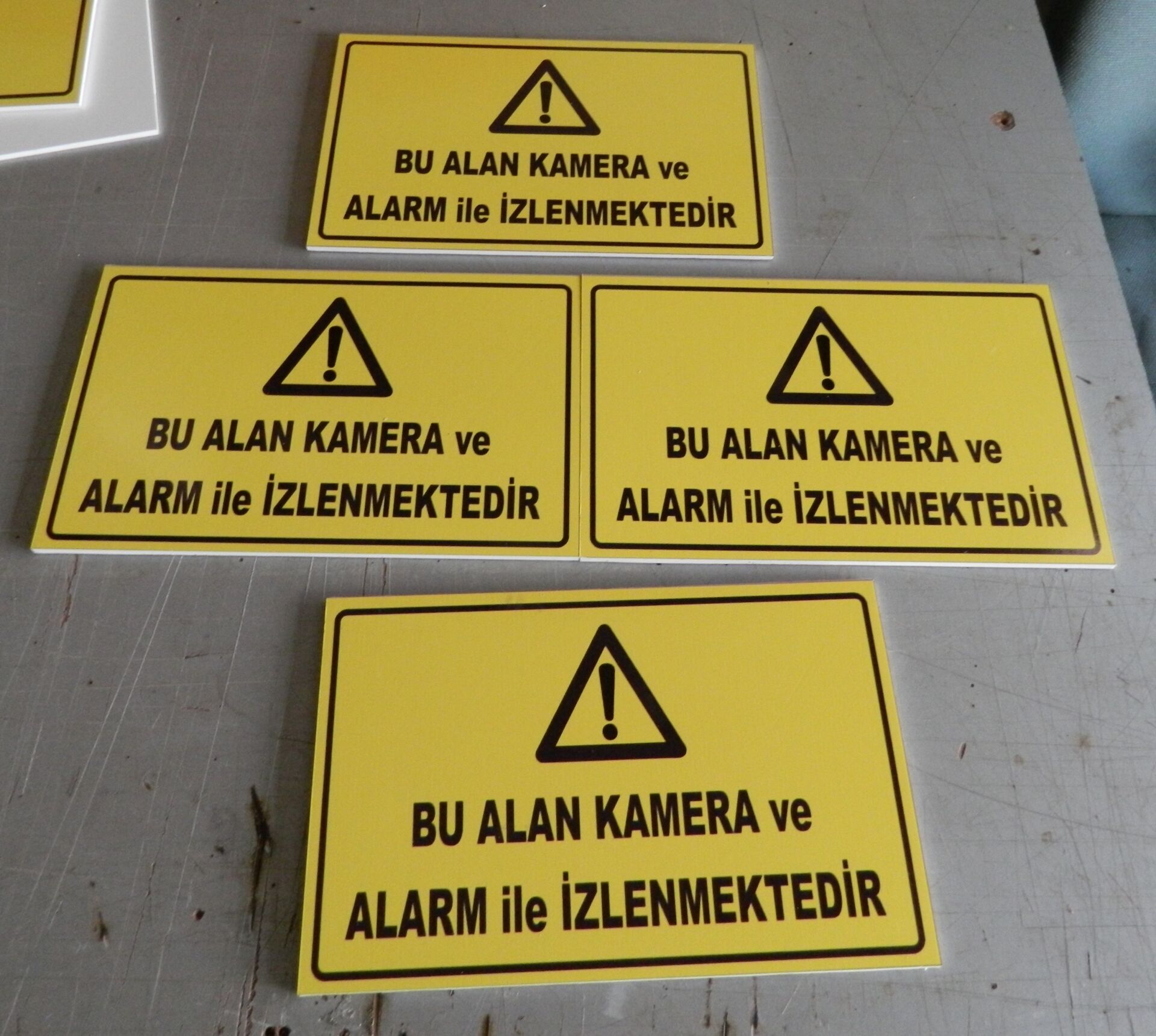 Kamera Uyarı Levhası