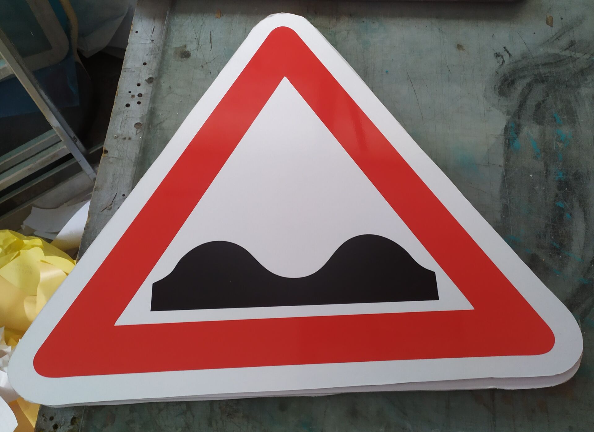 Dikkat Kasis Uyarı Levhası